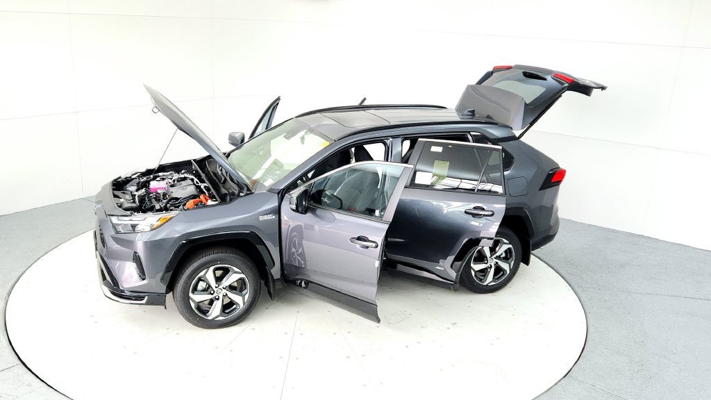 Certified 2024 Toyota RAV4 SE w/ Weather & Moonroof Package AWD/4WD image 18