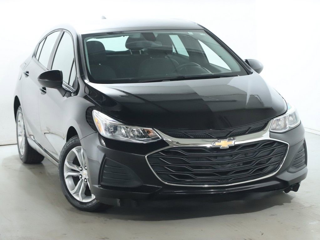 Used 2019 Chevrolet Cruze LS w/ LS Convenience Package image 2