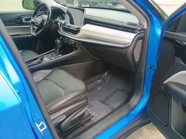 Used 2022 Jeep Compass Limited AWD/4WD image 14