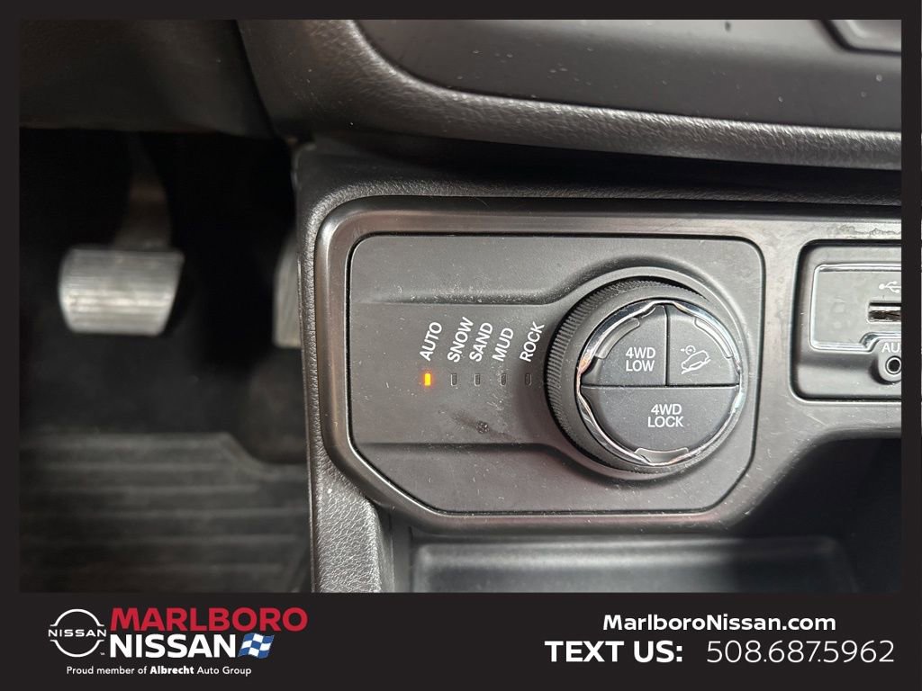 Used 2022 Jeep Renegade Trailhawk image 29