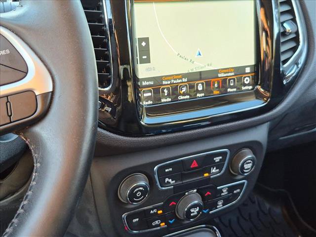 Used 2018 Jeep Compass Latitude w/ Popular Equipment Group FWD image 13