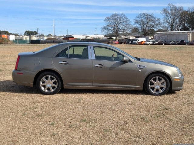 Used 2011 Cadillac STS image 2