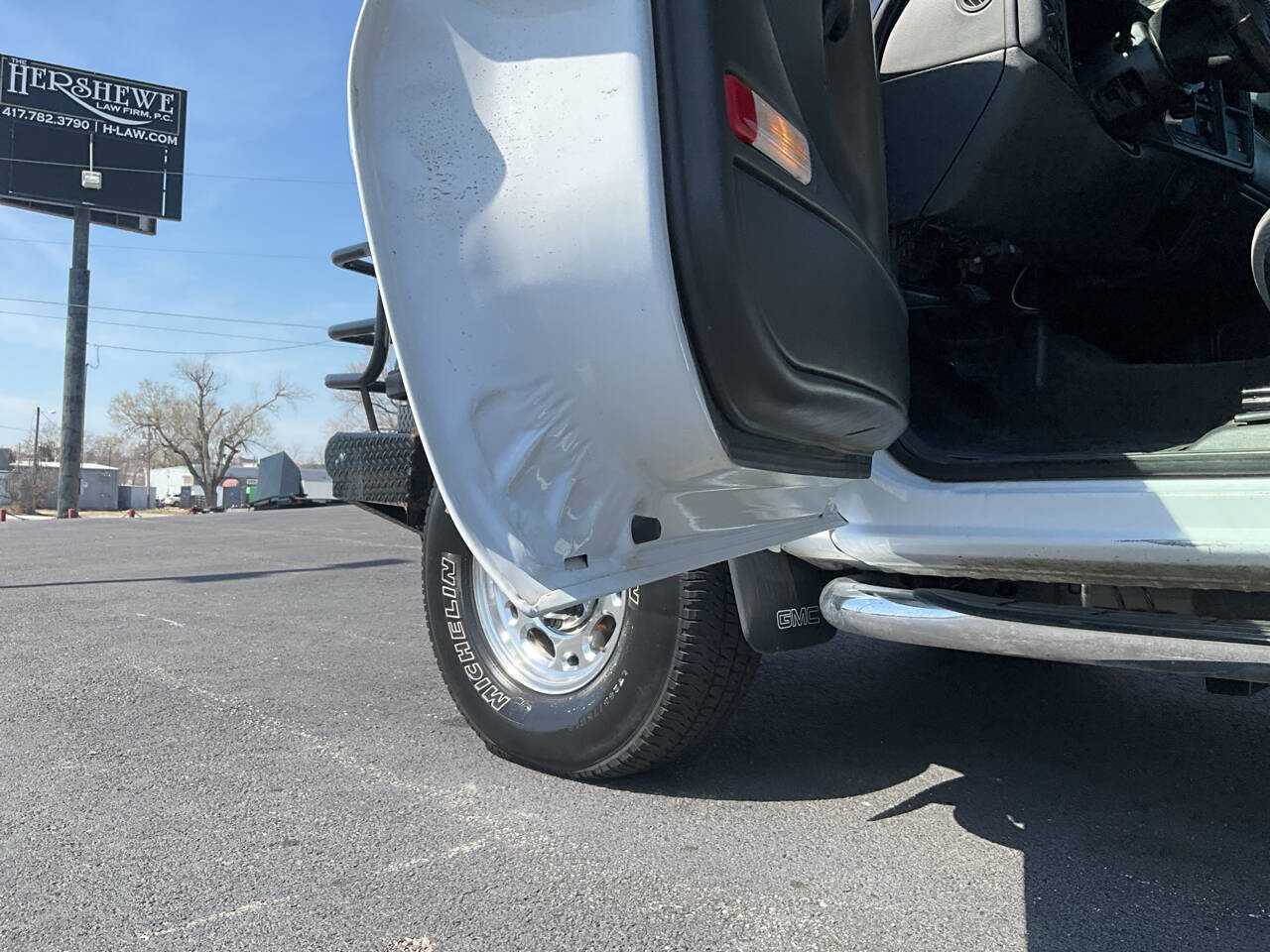 Used 2006 GMC Sierra 2500 SLE w/ Heavy-Duty Power Package image 22