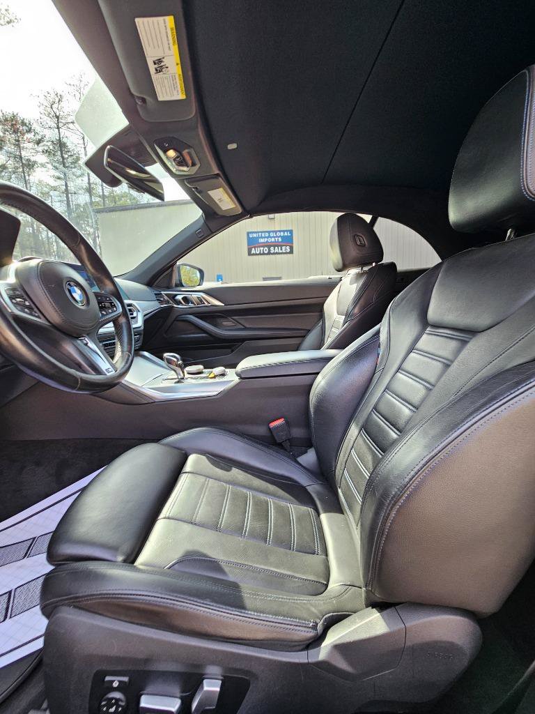 Used 2021 BMW M440i Convertible RWD image 27