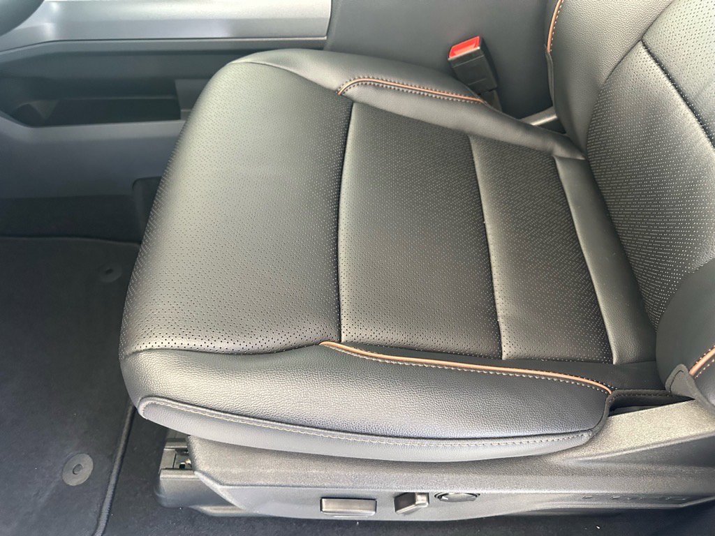 New 2026 Ford F250 Lariat w/ FX4 Off-Road Package image 26