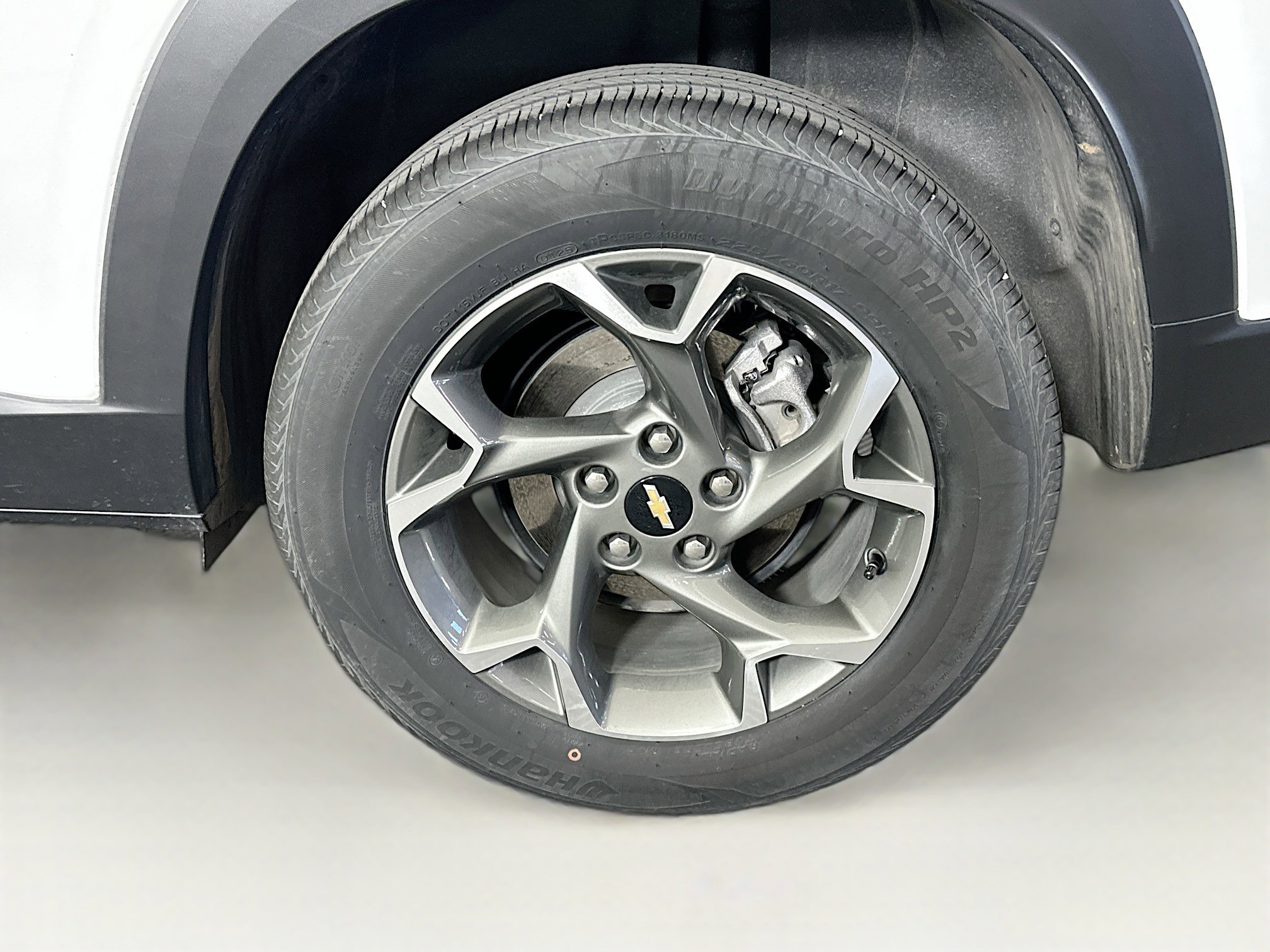 Used 2025 Chevrolet Trax LT image 11