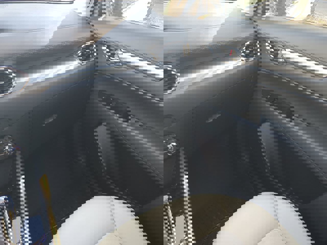 Used 2021 MAZDA CX-5 Touring image 15