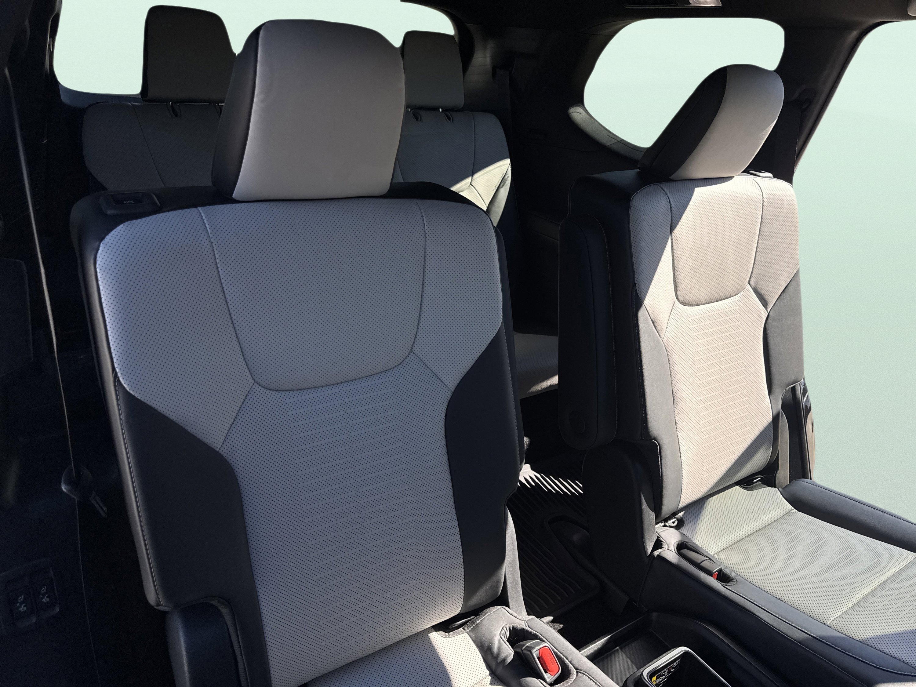 Used 2024 Lexus TX 500h AWD w/ Technology Package image 30