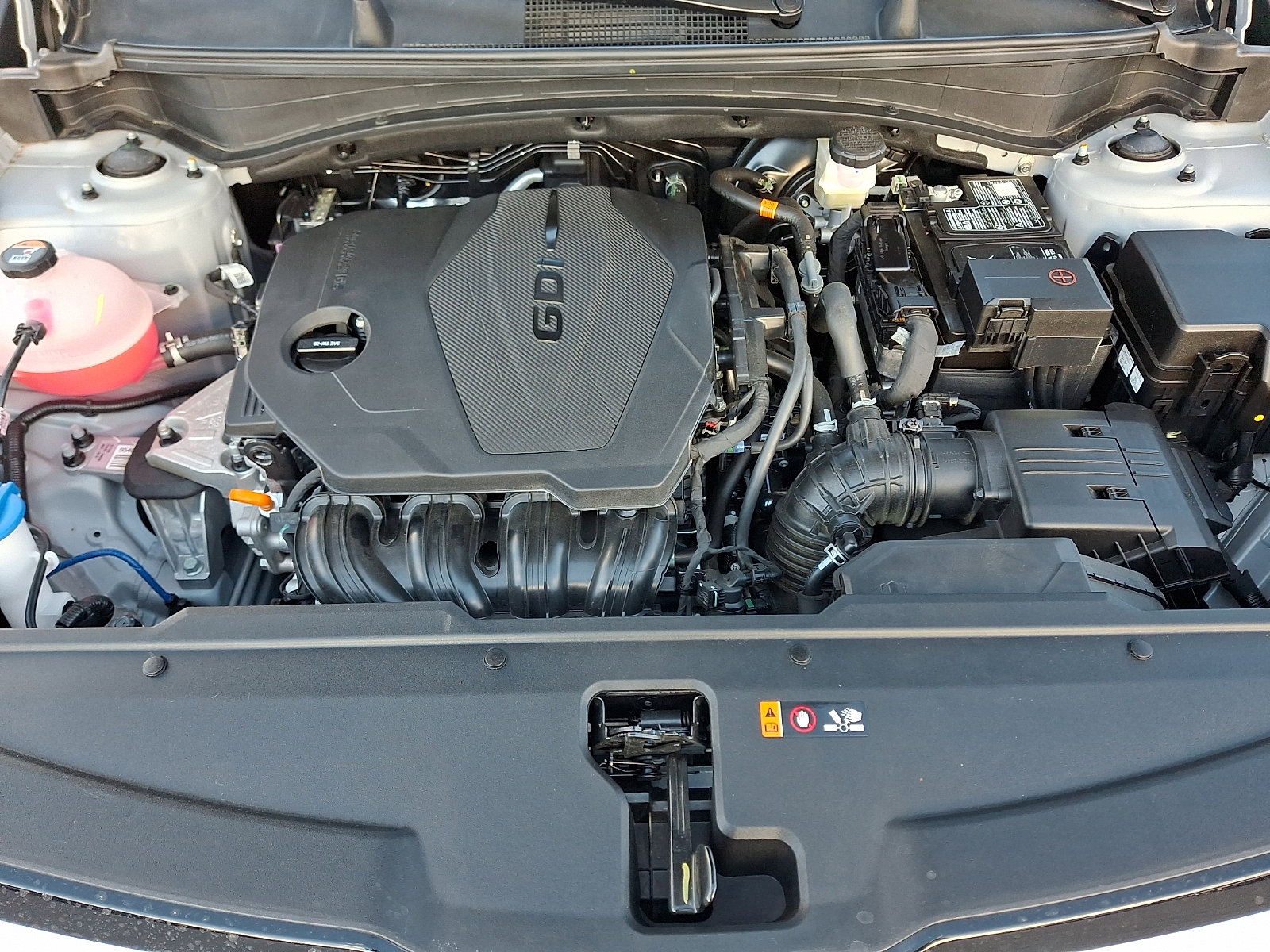 Certified 2025 Kia Sportage SX image 33