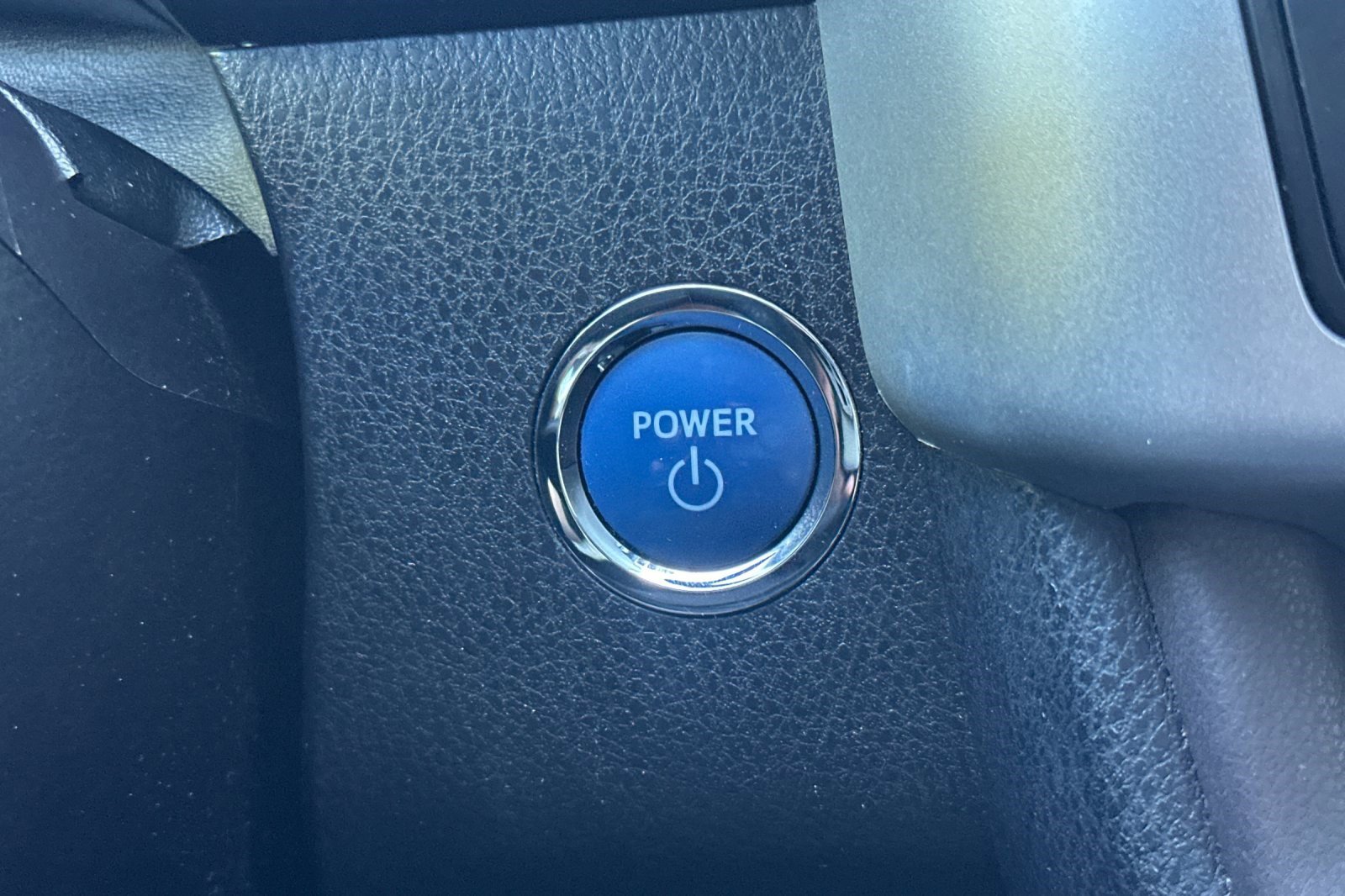 Used 2016 Toyota Highlander Limited Platinum image 30