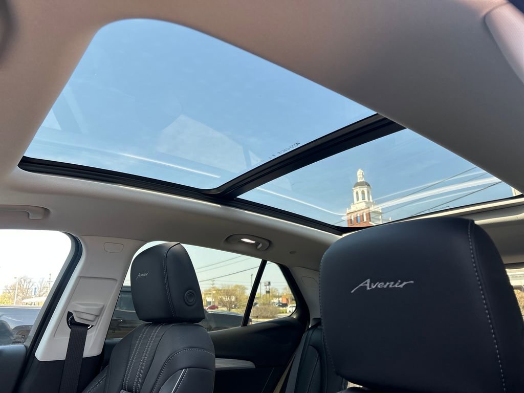 New 2026 Buick Envision Avenir image 16