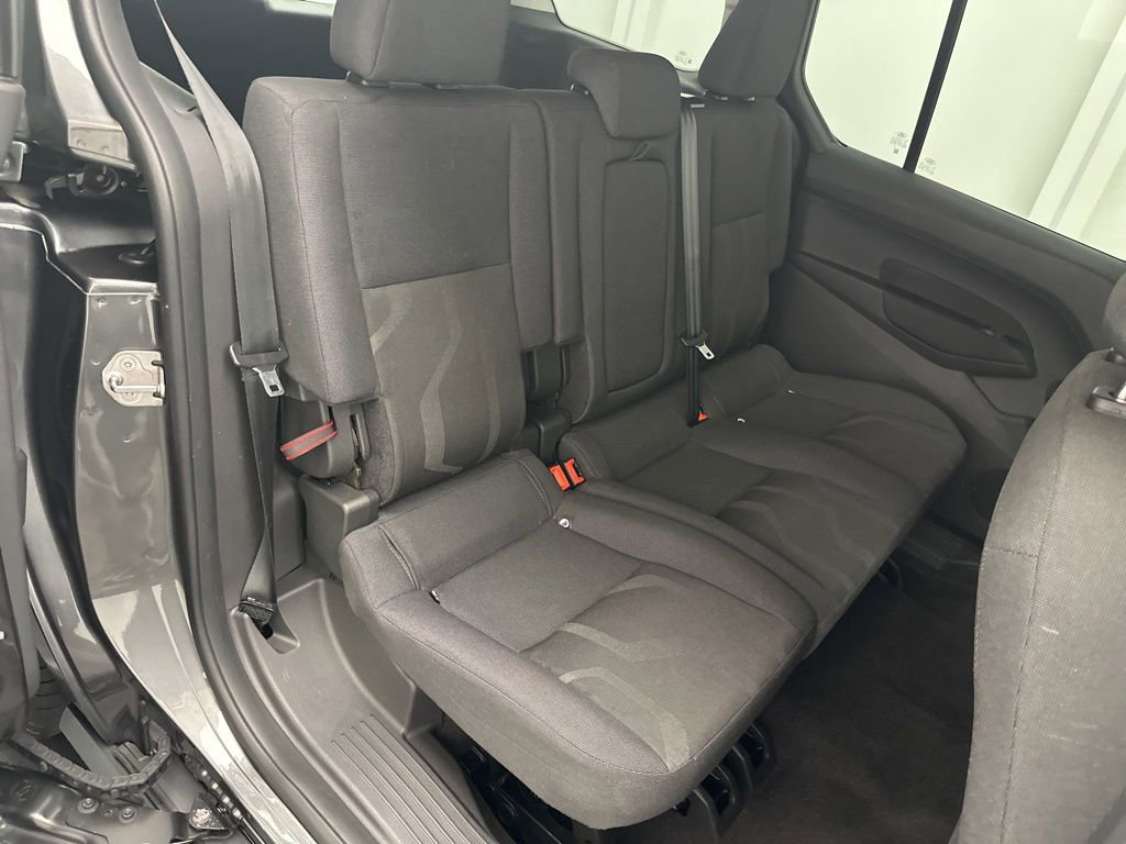 Used 2016 Ford Transit Connect XLT FWD image 11