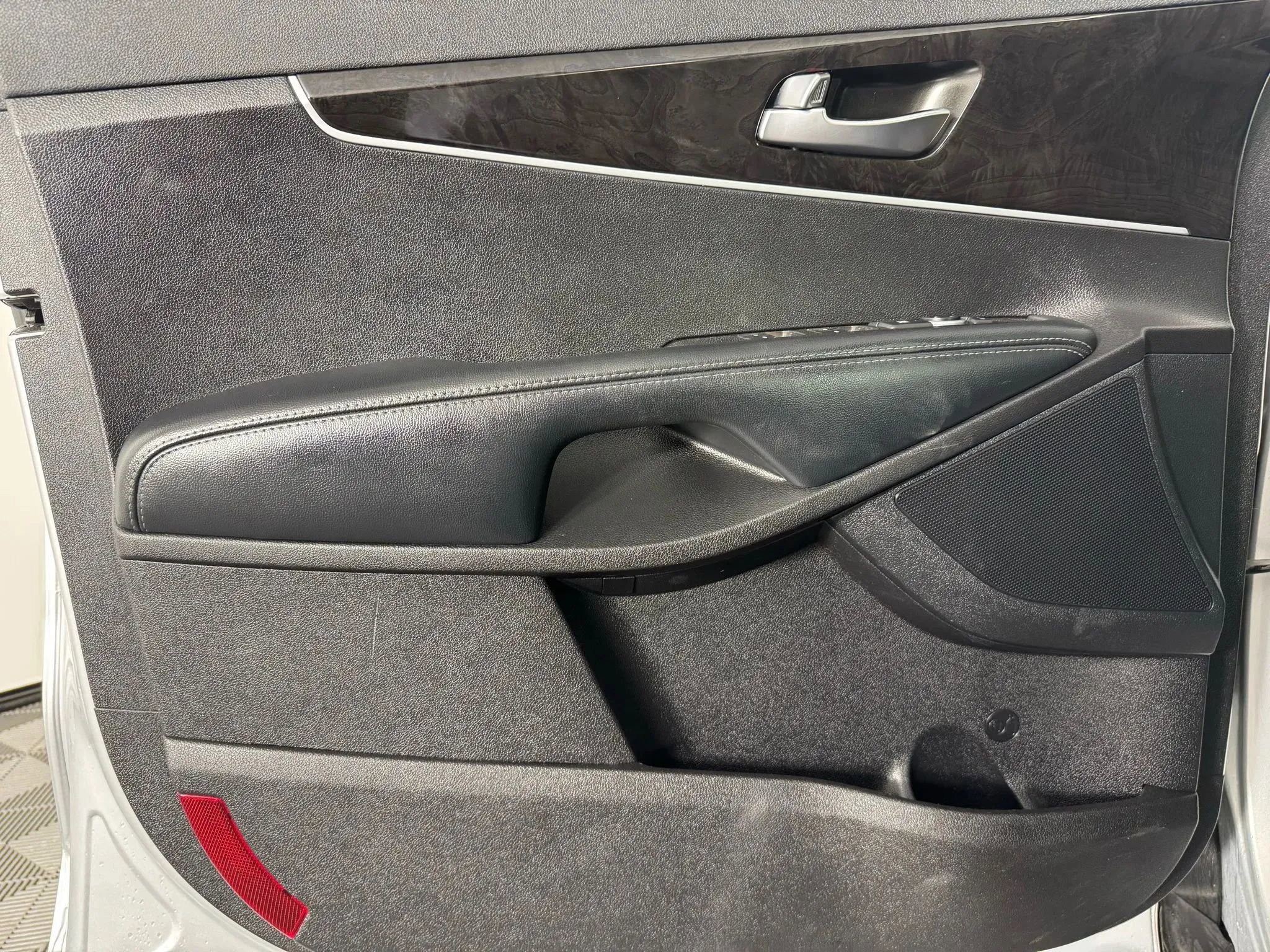 Used 2018 Kia Sorento L image 34