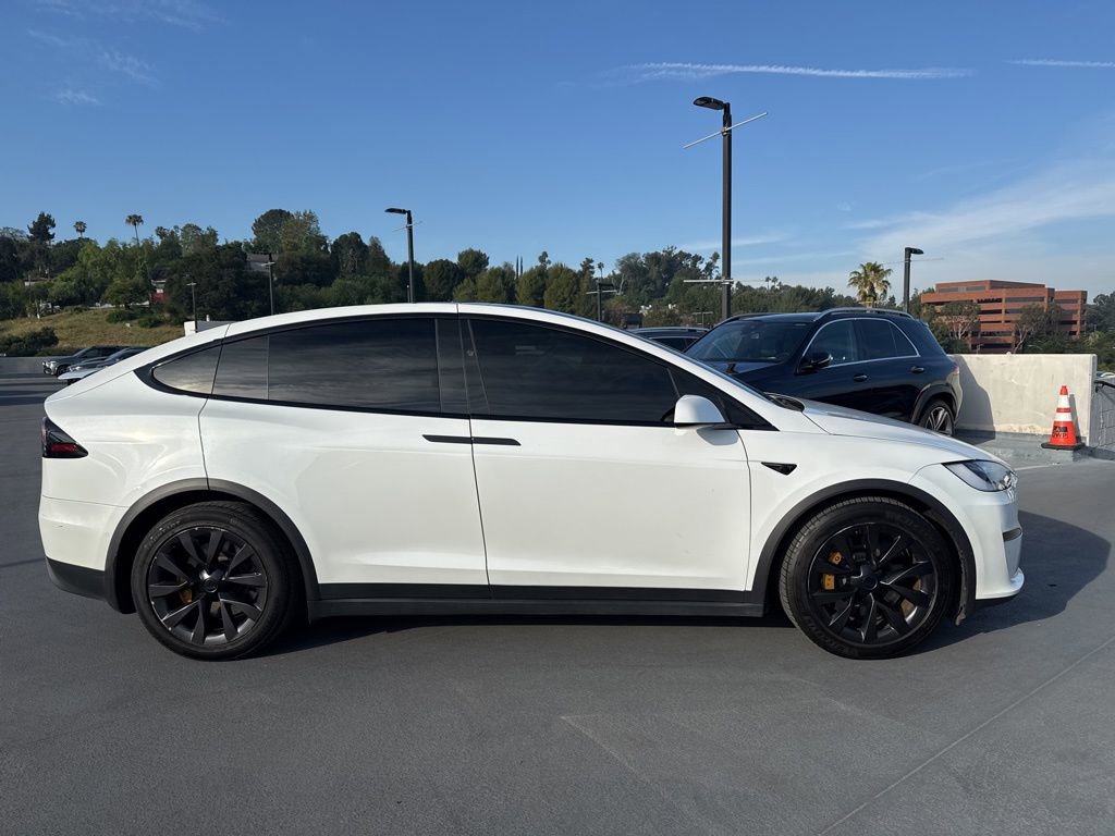 Used 2022 Tesla Model X image 4