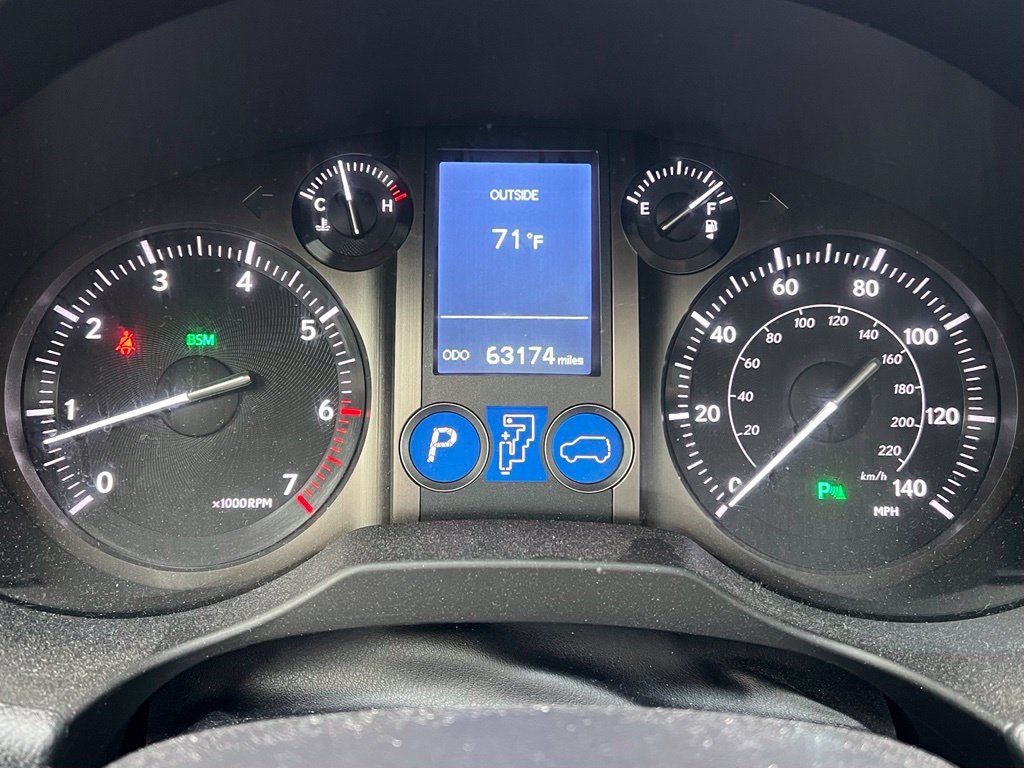 Used 2018 Lexus GX 460 Premium w/ Premium Package AWD/4WD image 16