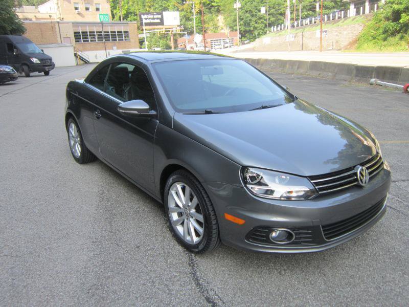 Used 2013 Volkswagen Eos Komfort FWD image 12