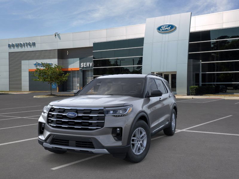 New 2025 Ford Explorer Active image 2