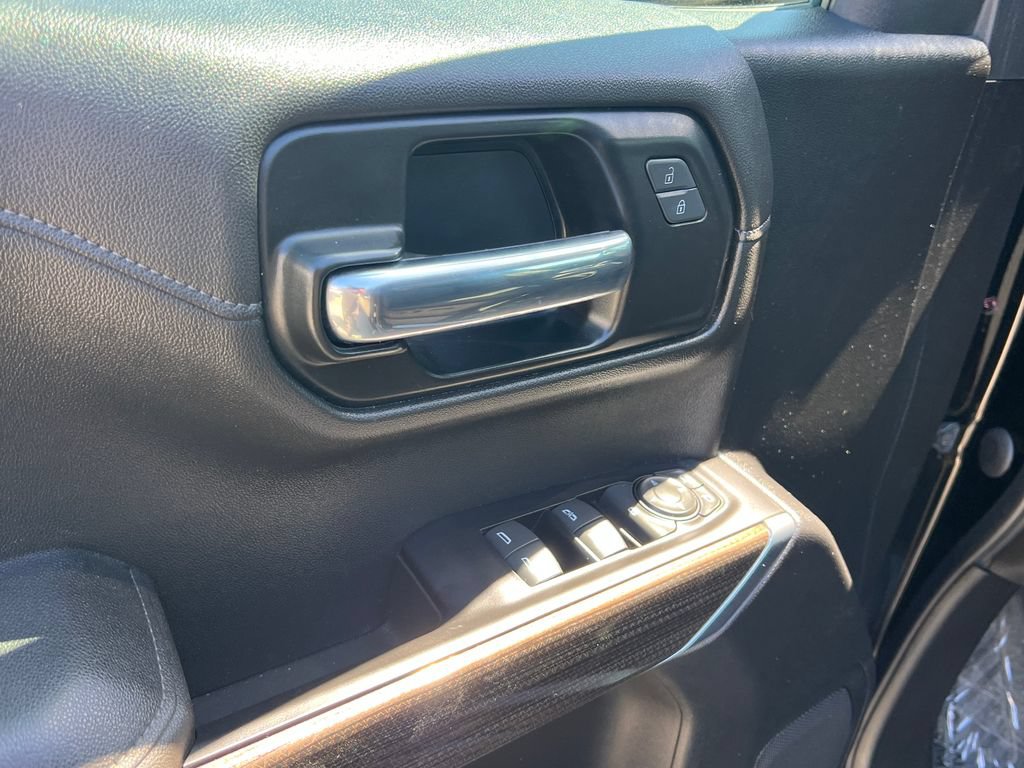 Used 2022 Chevrolet Silverado 1500 RST w/ LPO, Blackout Package AWD/4WD image 25