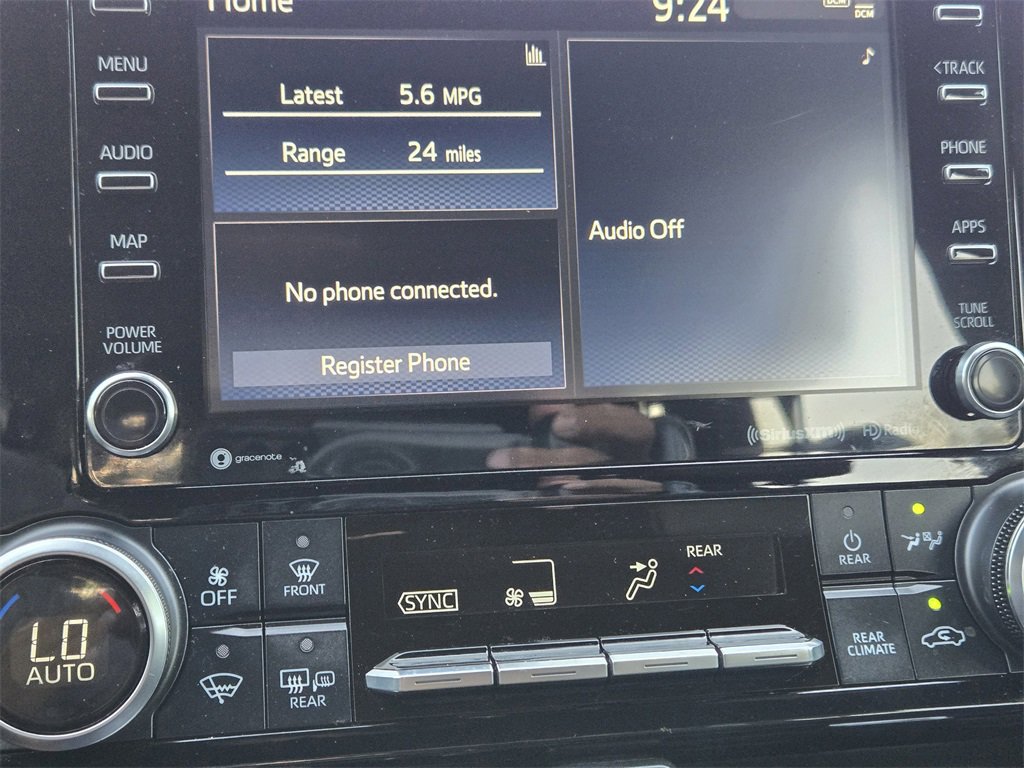 Used 2022 Toyota Highlander XSE image 8