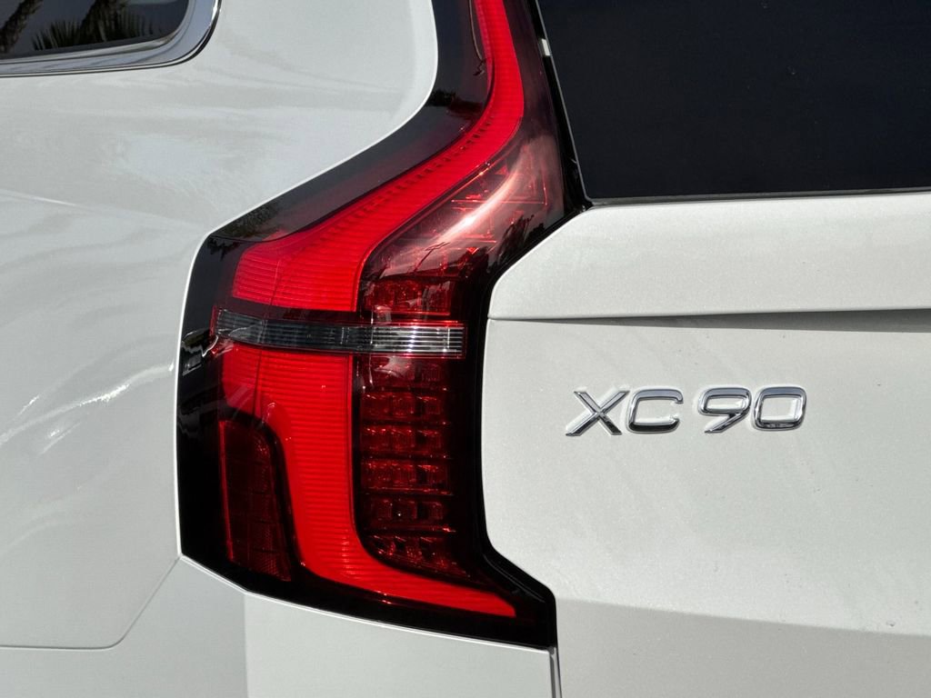 New 2026 Volvo XC90 B6 Ultra w/ Protection Package image 27