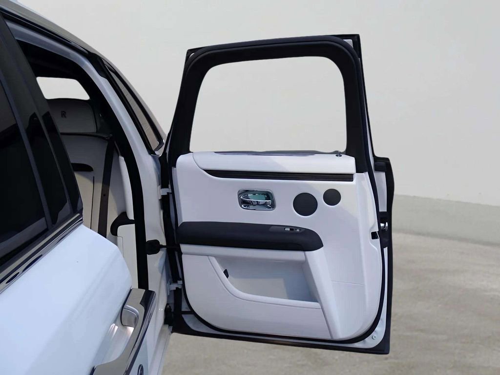 Used 2023 Rolls-Royce Ghost AWD/4WD image 12