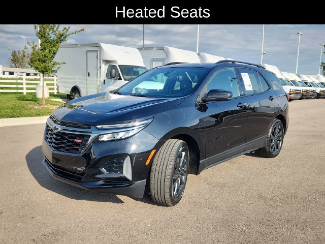 Used 2023 Chevrolet Equinox RS FWD image 3