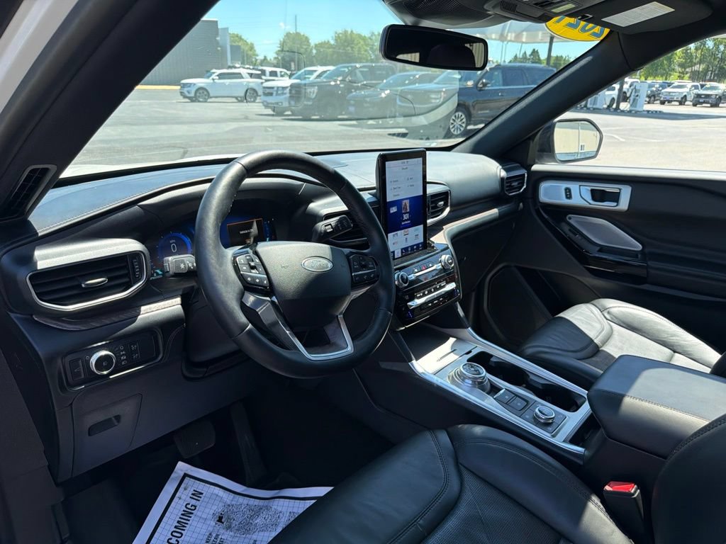 Used 2021 Ford Explorer Platinum AWD/4WD image 10
