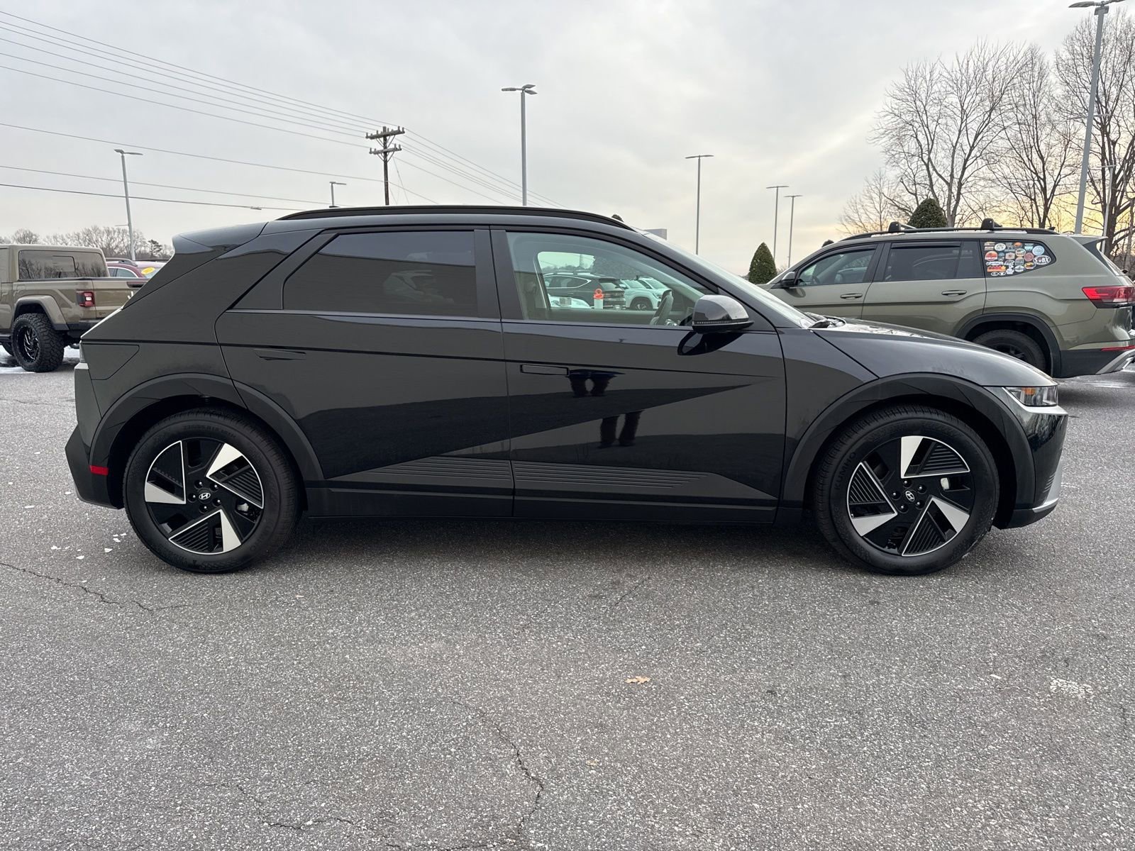 Used 2025 Hyundai Ioniq 5 SEL image 8