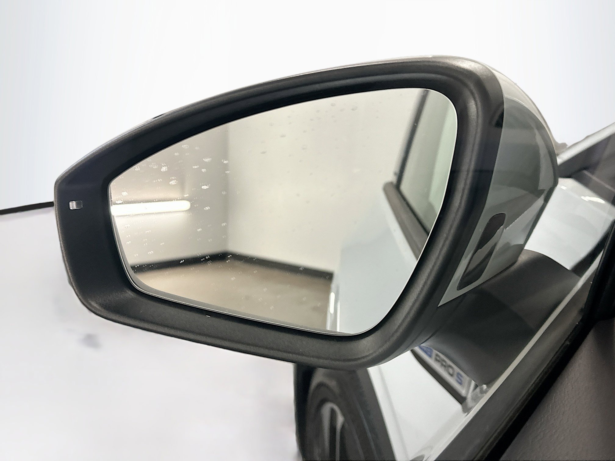 Used 2022 Volkswagen ID.4 Pro S AWD/4WD image 16