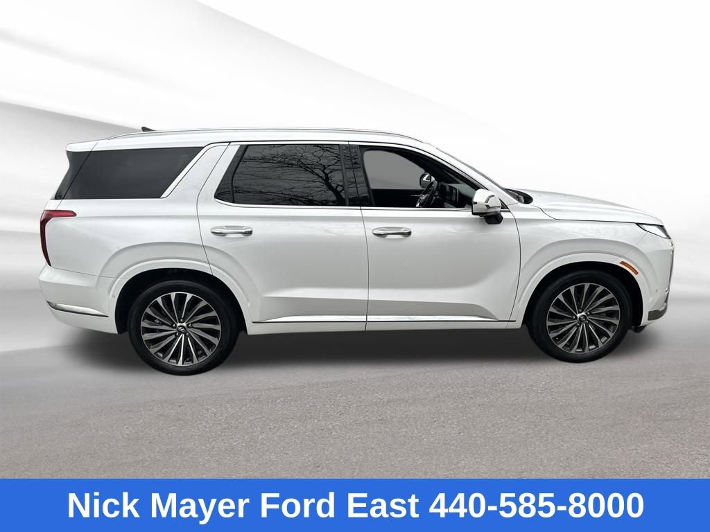 Used 2025 Hyundai Palisade Calligraphy image 8