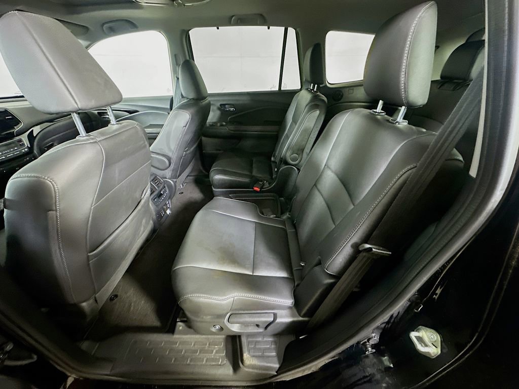 Used 2020 Honda Pilot Touring image 15
