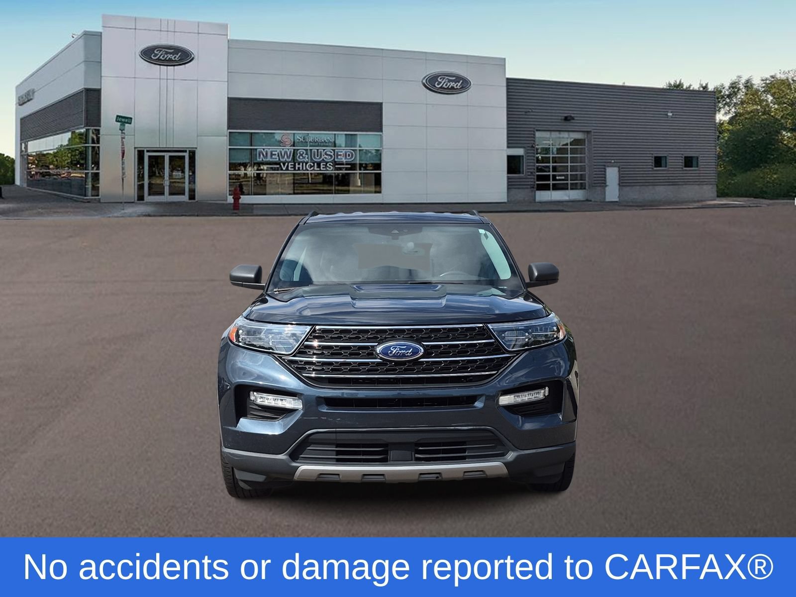 Used 2023 Ford Explorer XLT w/ Equipment Group 202A AWD/4WD image 3