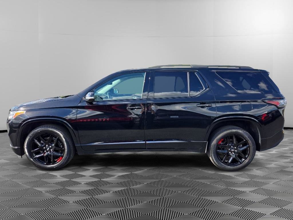 Used 2020 Chevrolet Traverse Premier w/ Redline Edition AWD/4WD image 4