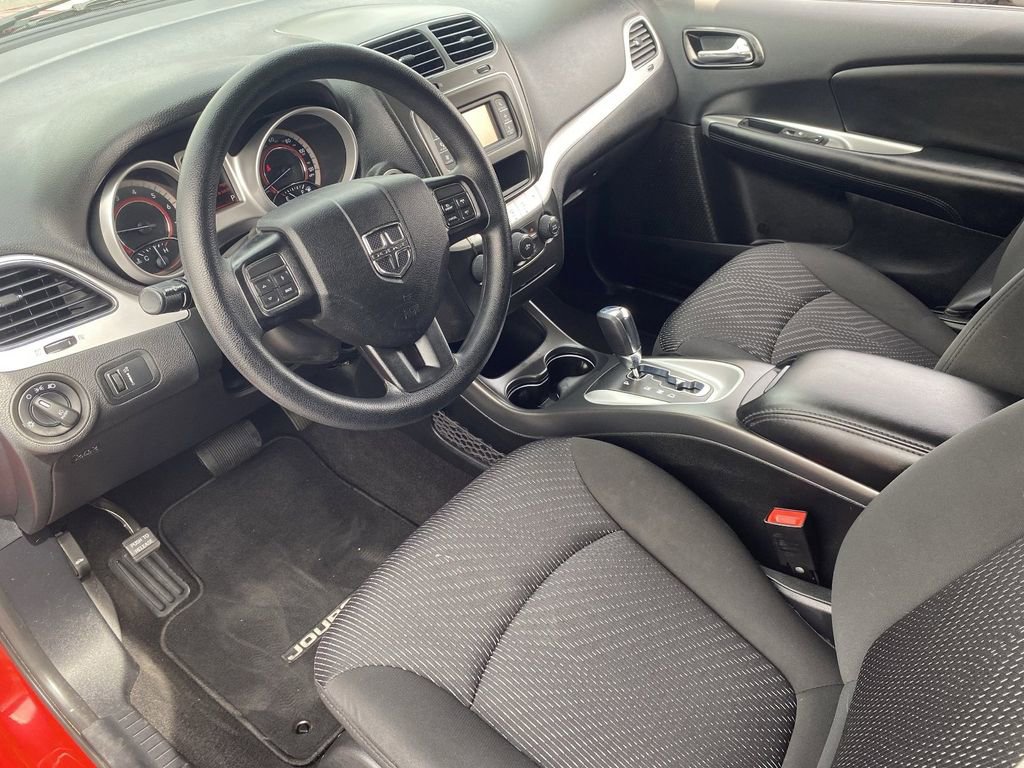 Used 2015 Dodge Journey SXT w/ Flexible Seating Group FWD image 17
