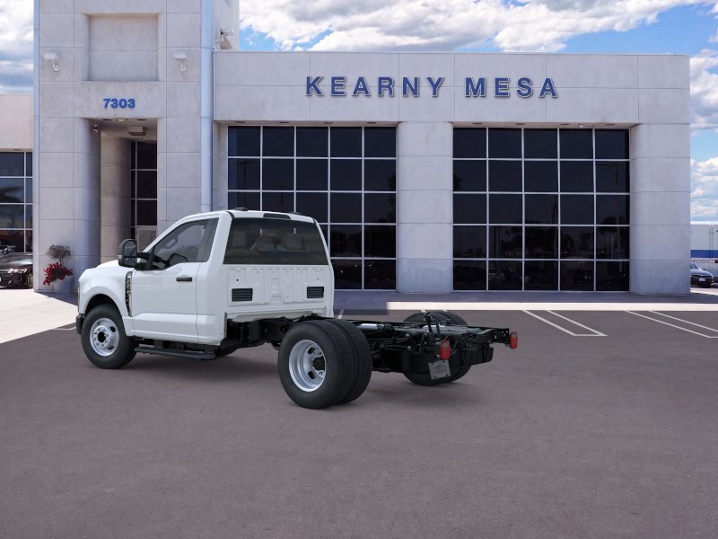 New 2025 Ford F350 XL RWD image 4