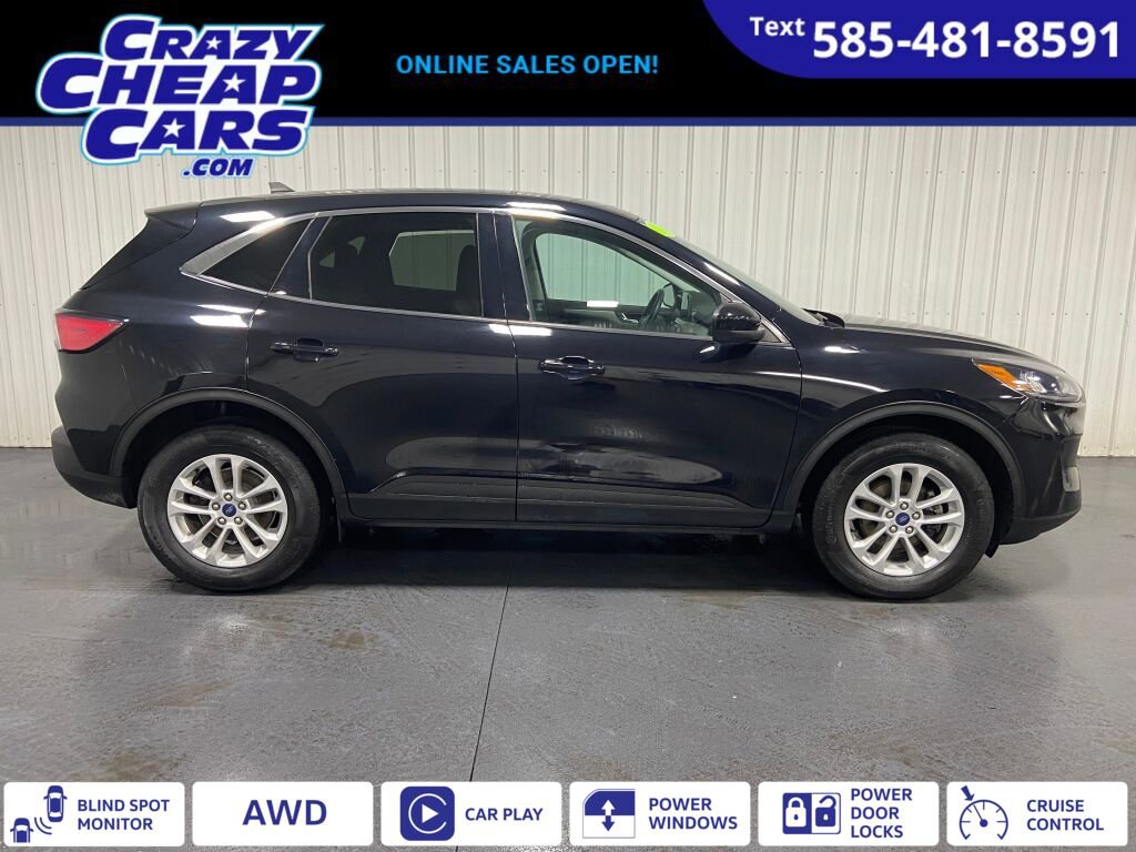Used 2021 Ford Escape SE image 1