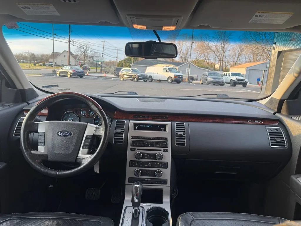 Used 2009 Ford Flex Limited AWD/4WD image 11