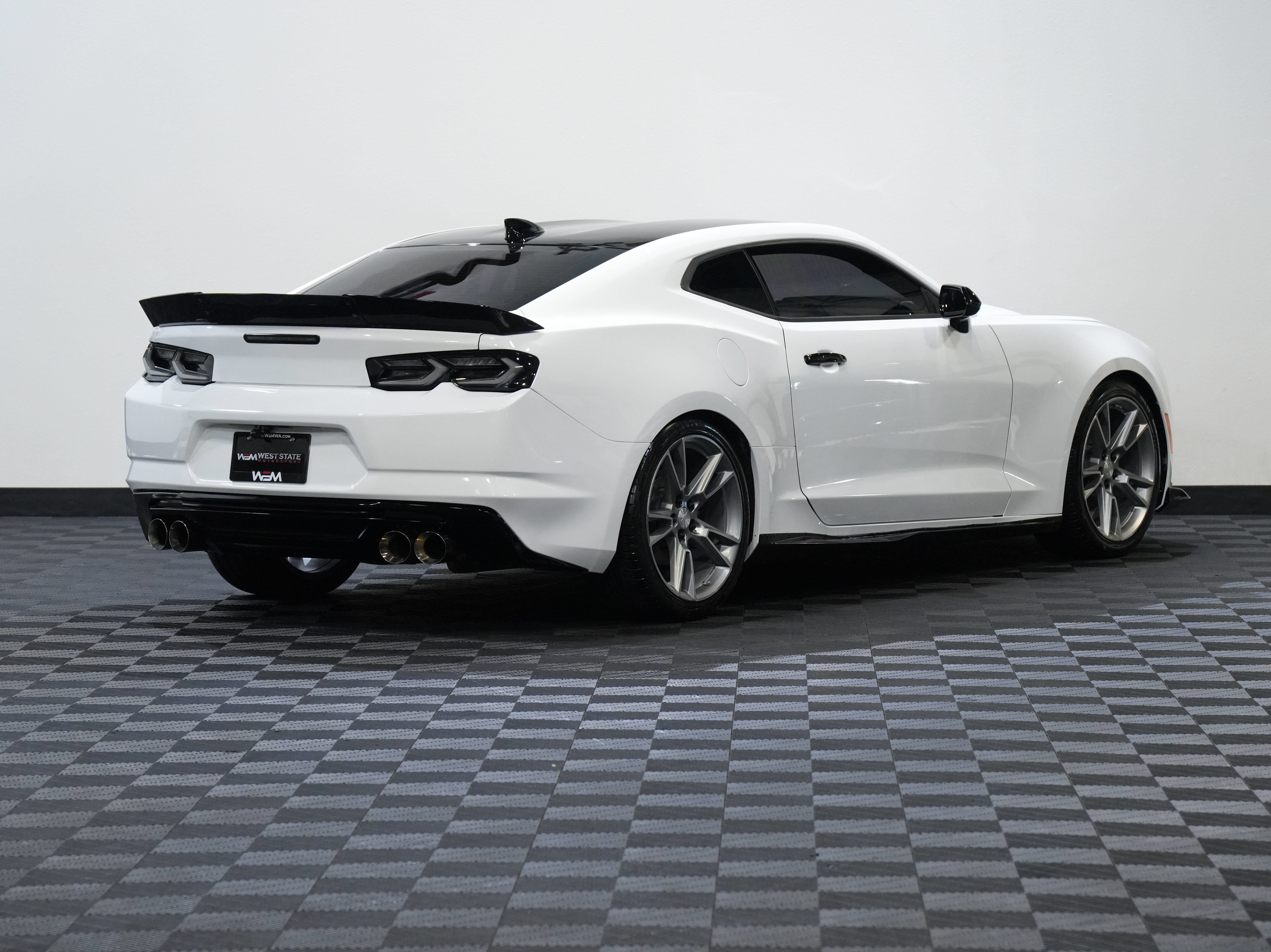 Used 2019 Chevrolet Camaro LS RWD image 6