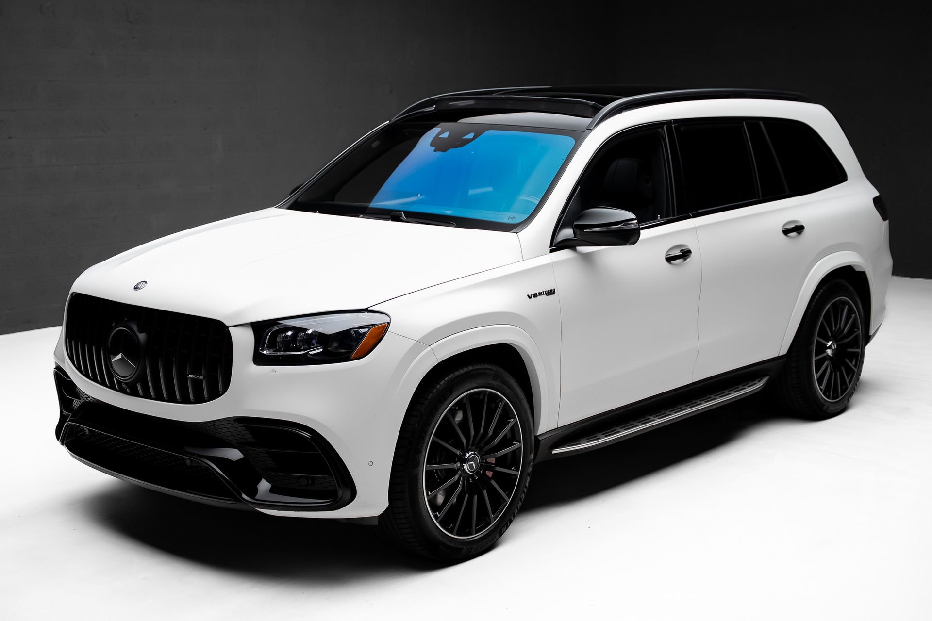 Used 2024 Mercedes-Benz GLS 63 AMG 4MATIC image 5