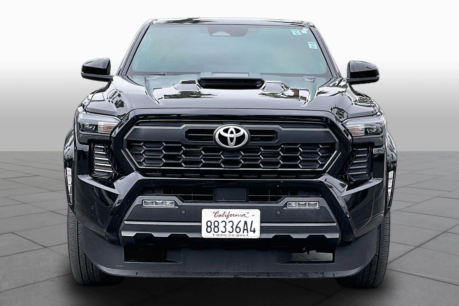 Used 2024 Toyota Tacoma TRD Sport w/ TRD Sport Upgrade Package AWD/4WD image 3