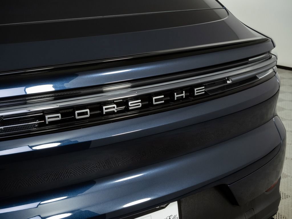 New 2026 Porsche Cayenne Base image 38