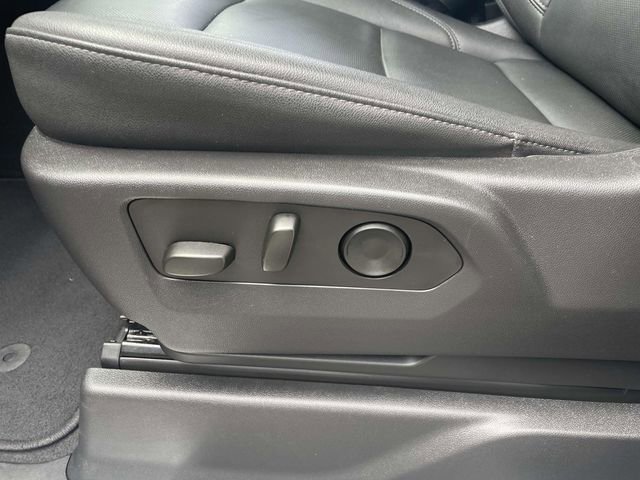 Used 2025 GMC Sierra 1500 SLT image 27