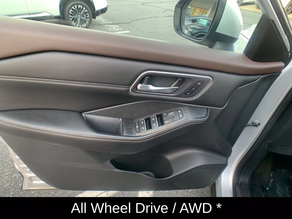 Certified 2021 Nissan Rogue SL w/ Premium Package AWD/4WD image 12