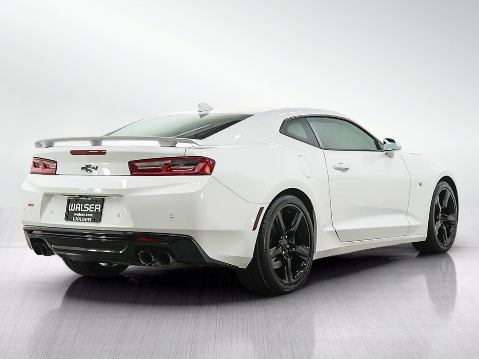 Used 2017 Chevrolet Camaro SS RWD image 5