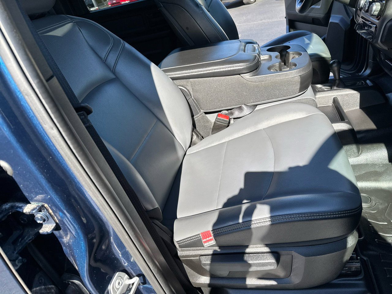 Used 2022 RAM 3500 Tradesman w/ Chrome Appearance Group image 7