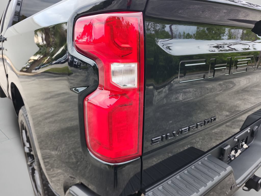 Used 2026 Chevrolet Silverado 1500 High Country w/ High Country Premium Package AWD/4WD image 36