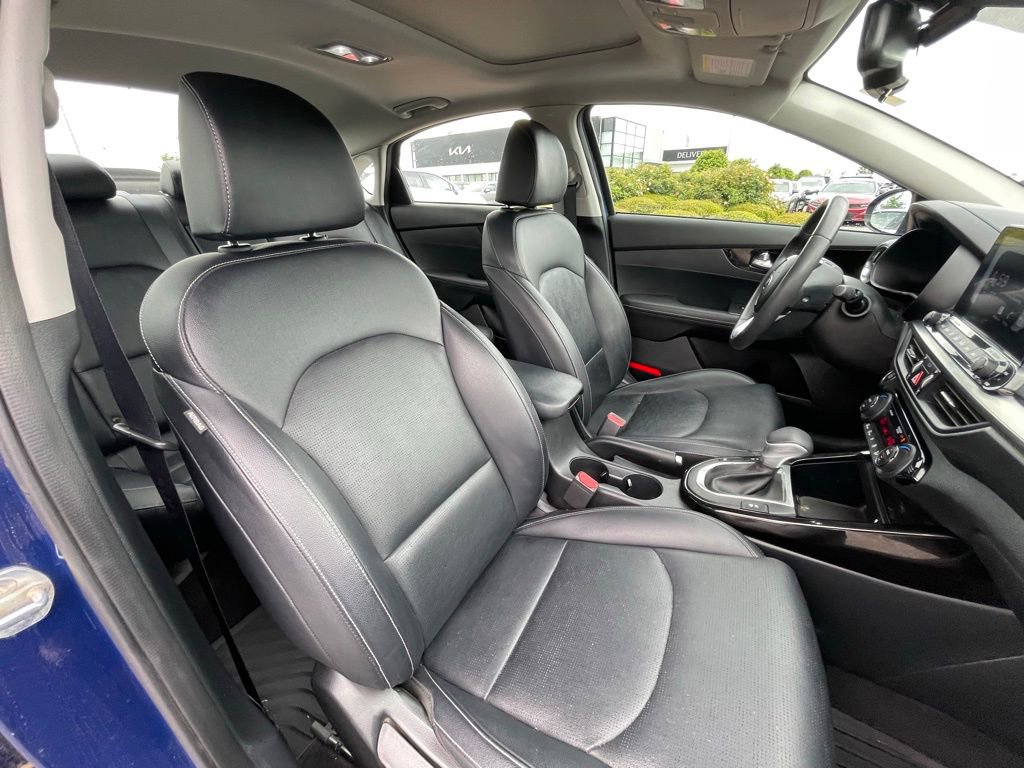 Used 2021 Kia Forte EX image 30