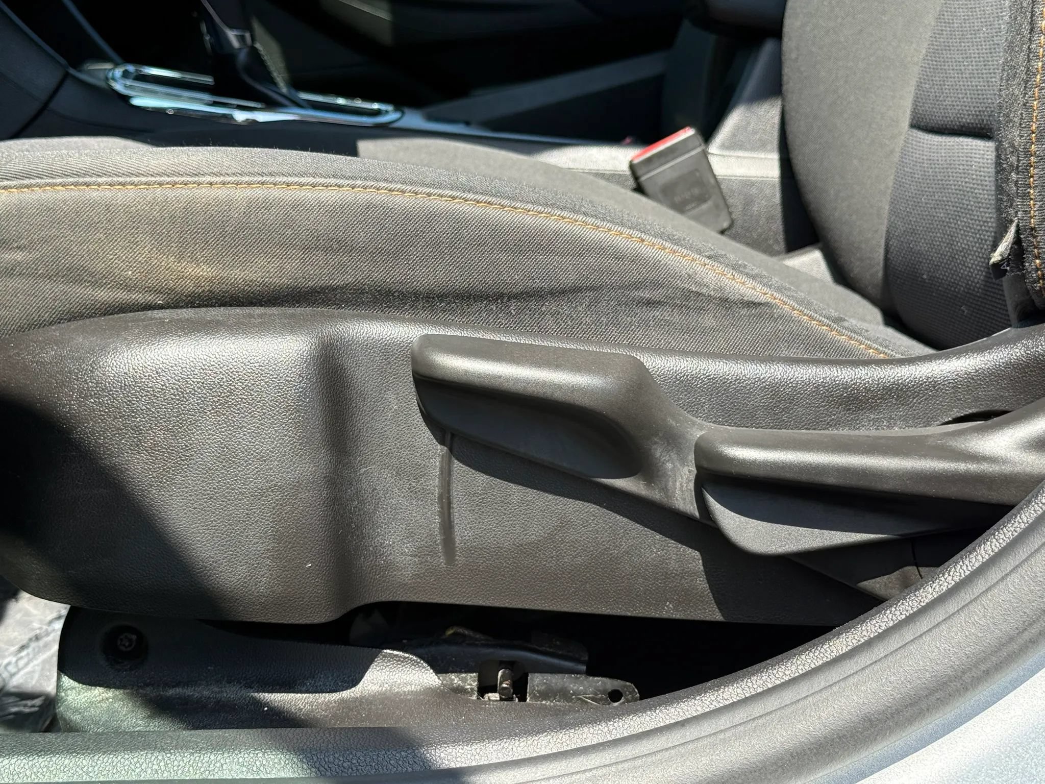 Used 2016 Chevrolet Cruze LS FWD image 30