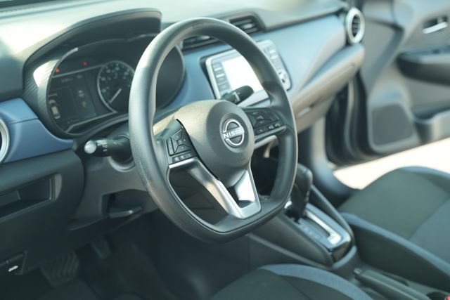 Used 2025 Nissan Versa SV FWD image 27