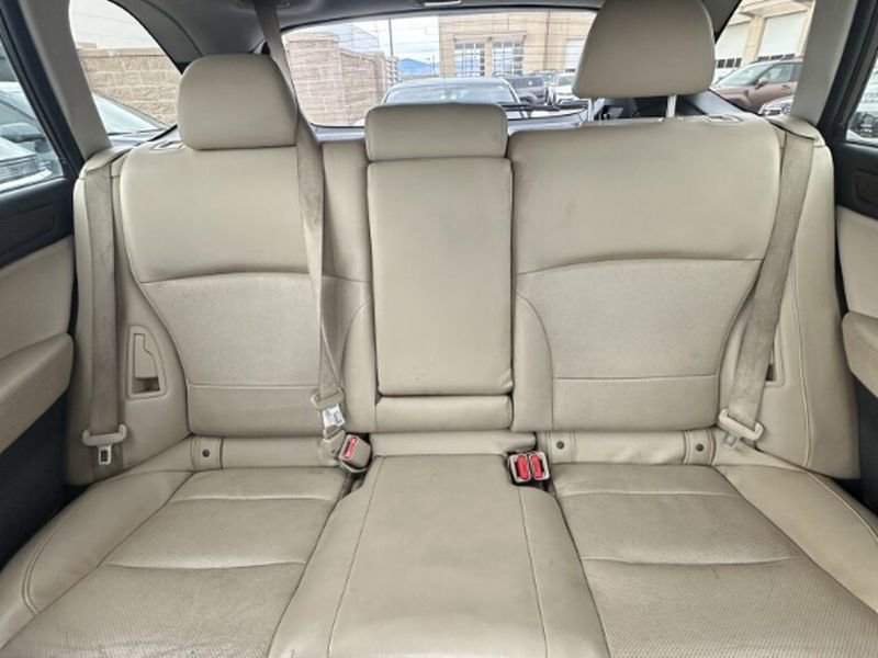 Used 2015 Subaru Outback 2.5i Limited image 18